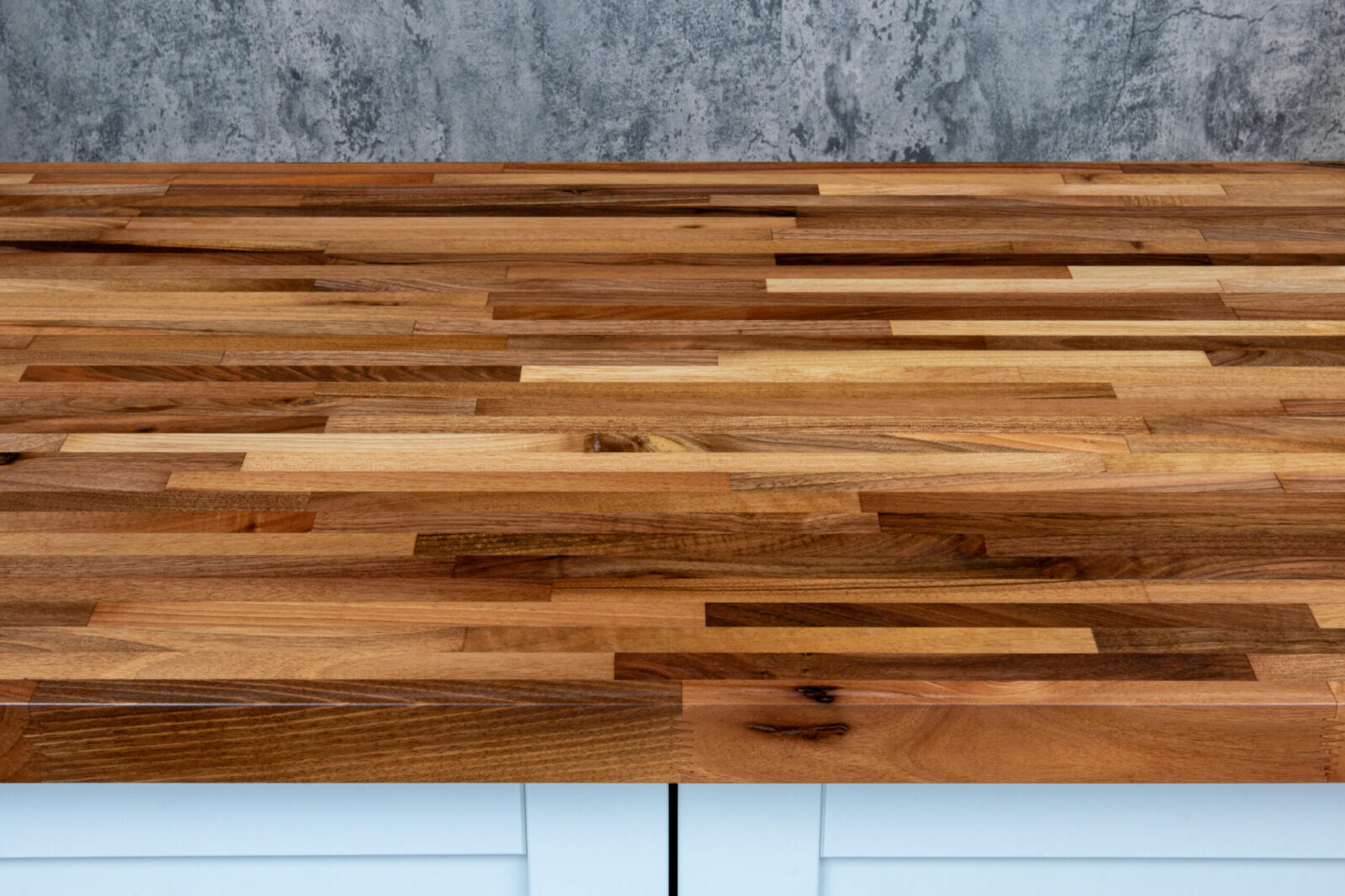 European Walnut Worktops 20mm Staves - Image 2